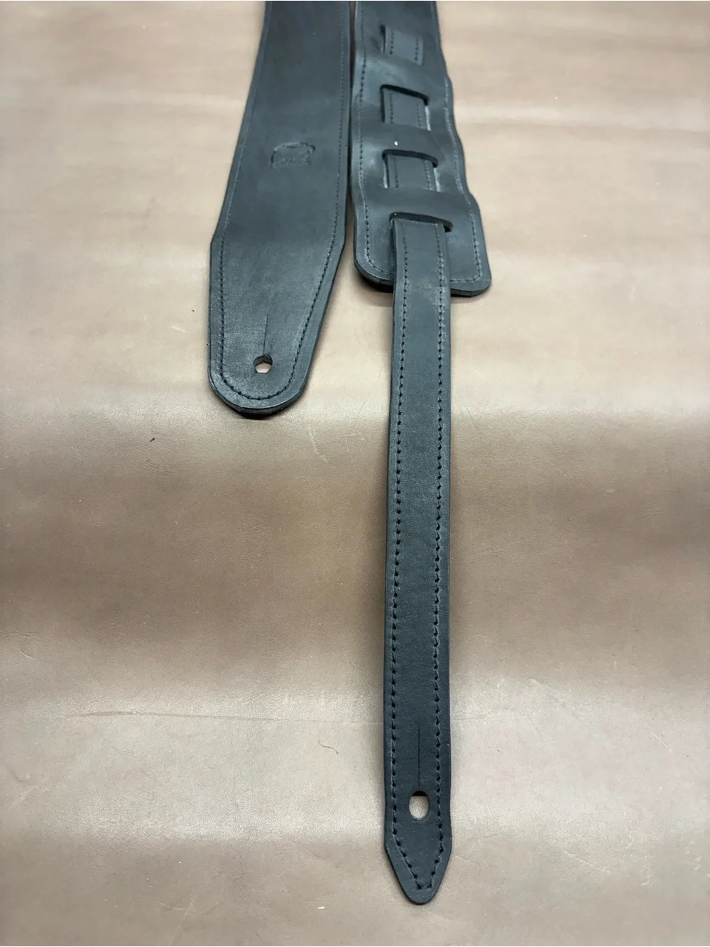 Black Leather Handcrafted Guitar Strap with Stamped Eagle Head Logo - Picture 2 of 7